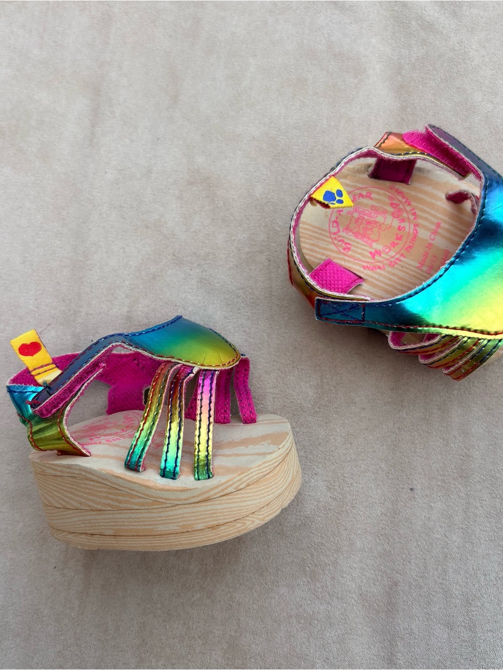NEW🌈 Build-A-Bear Rainbow Metallic Rainbow Platform Sandals